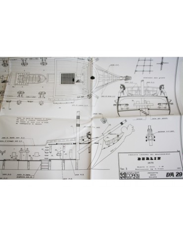 COREL Berlin frigate 1674 1:40 kit
