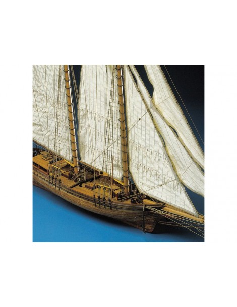 COREL Flying Fish 1860 1:50 kit