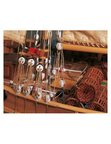 CONSTRUCTO Le Camaret 1:35 kit