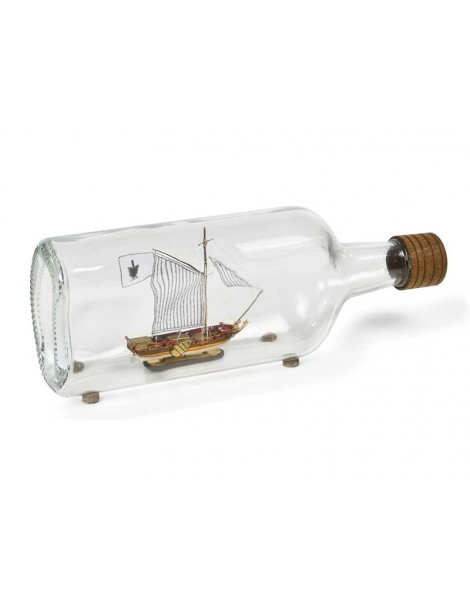 AMATI Gold Yacht 1: 300 Bottle Kit