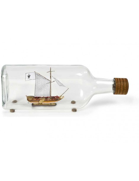AMATI Gold Yacht 1: 300 Bottle Kit