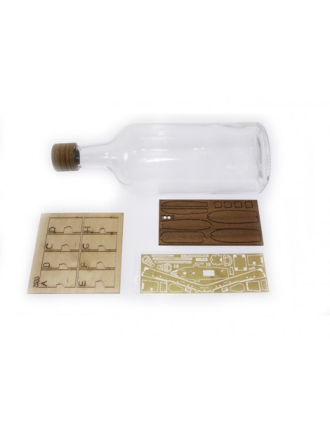 AMATI Gold Yacht 1: 300 Bottle Kit