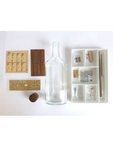 AMATI Gold Yacht 1: 300 Bottle Kit