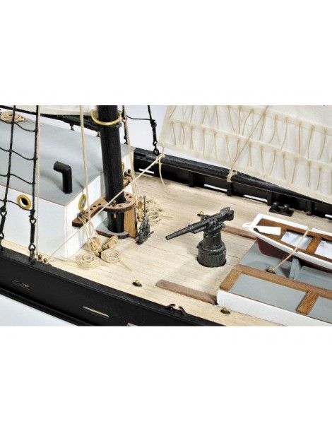 AMATI H.M.S. Hunter Schuner 1:60 Set