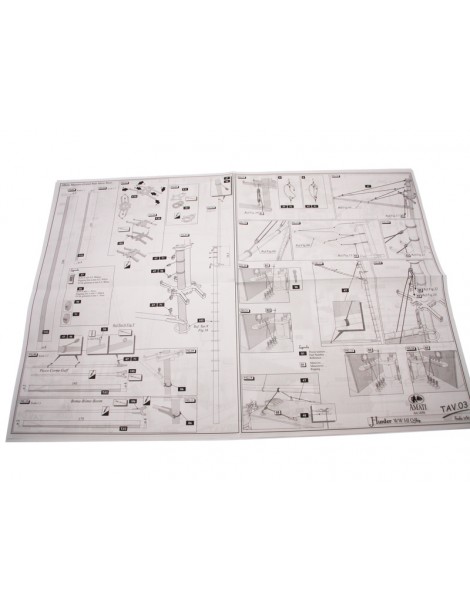 AMATI H.M.S. Hunter Schuner 1:60 Set