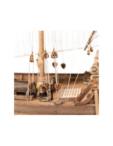 AMATI Nina karavela 1492 1:65 kit