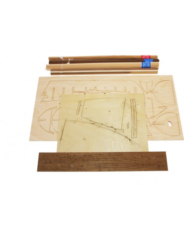 AMATI Nina karavela 1492 1:65 kit