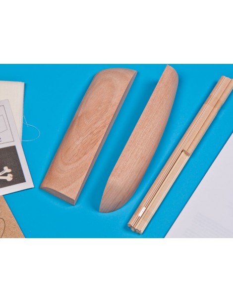 AMATI Pirate Ship 1: 135 First step kit