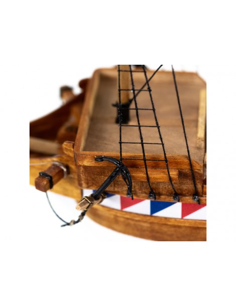 AMATI Galeon 1: 135 First step kit