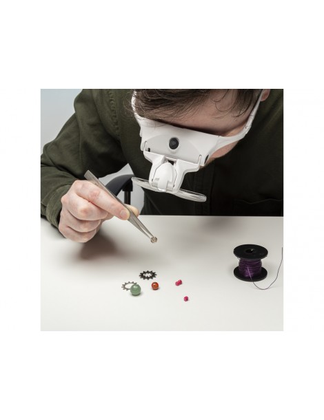 Lightcraft Magnifier Glasses with LED Light Set