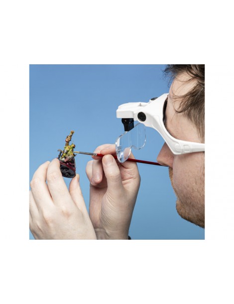 Lightcraft Magnifier Glasses with LED Light Set