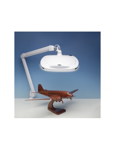 Lightcraft Wide Lens LED Magnifier Lamp