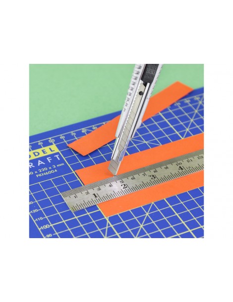 Modelcraft Snap-Off Knife with 10 Blades