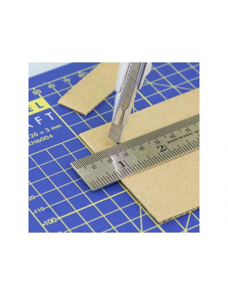 Modelcraft Snap-Off Knife with 10 Blades