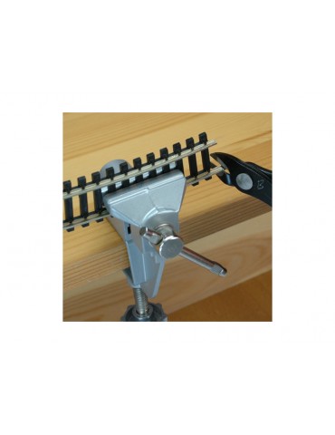 Modelcraft Mini Bench Vice 30mm