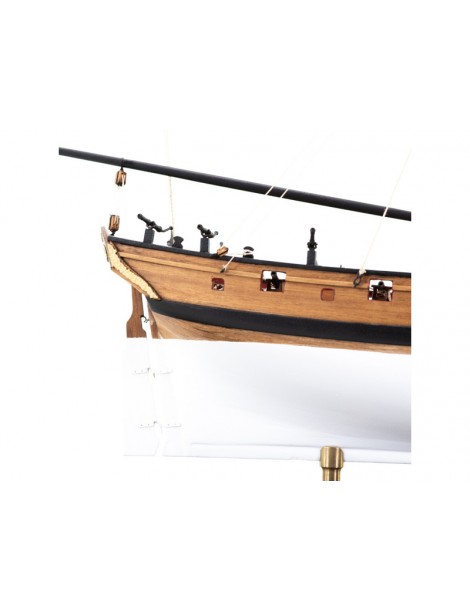 AMATI Adventure Pirate Ship 1760 1:60 set