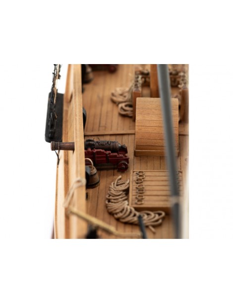AMATI Adventure Pirate Ship 1760 1:60 set