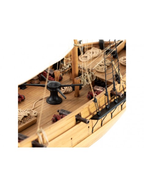 AMATI Adventure Pirate Ship 1760 1:60 set