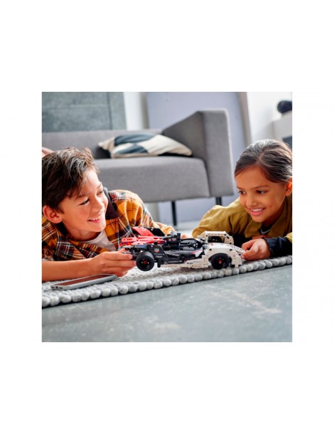 LEGO Technic - Formula Porsche 99X Electric