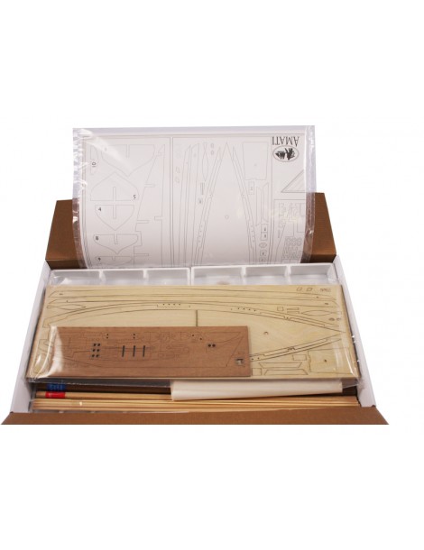 AMATI Bluenose schuner 1921 1: 100 set