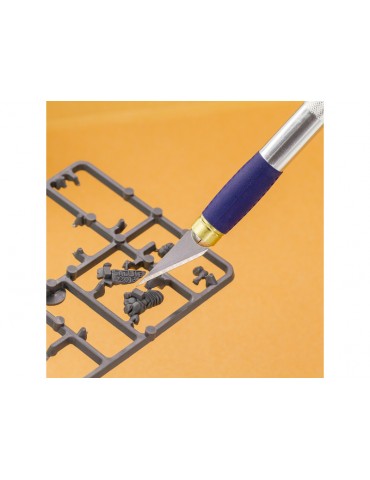 Modelcraft Soft Grip Hobby Knife with 6 Blades