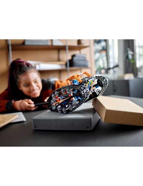 LEGO Technic - App-Controlled Transformation Vehicle