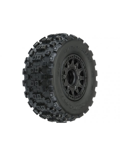 Pro-Line Wheels 2.2/3.0", Badlands MX M2 SC Tires, Raid H12mm Black Wheels (2)