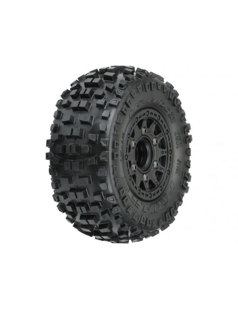 Pro-Line Wheels 2.2/3.0", Badlands SC Tires, Raid H12 Black Wheels (2)