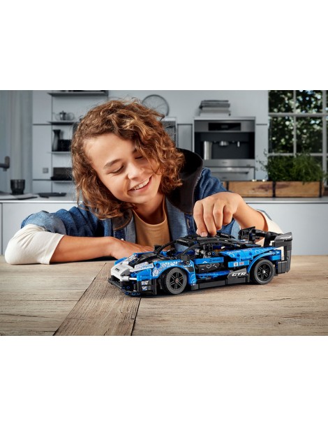 LEGO Technic - McLaren Senna GTR