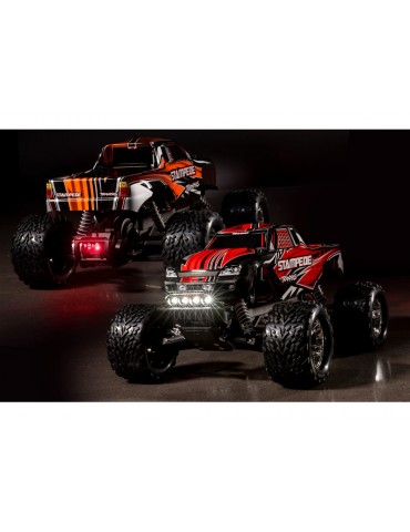 Traxxas Stampede 1:10 RTR blue with LED lights