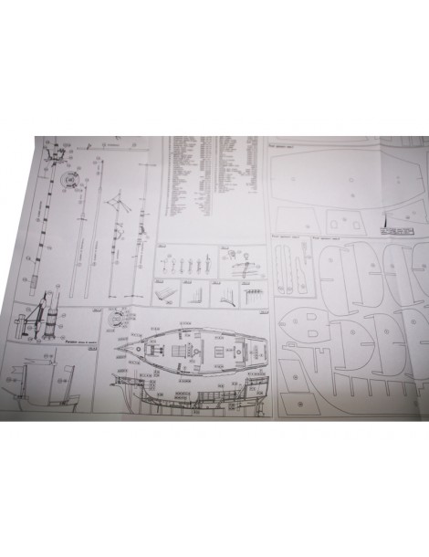 AMATI Santa Maria karavela 1492 1:65 kit