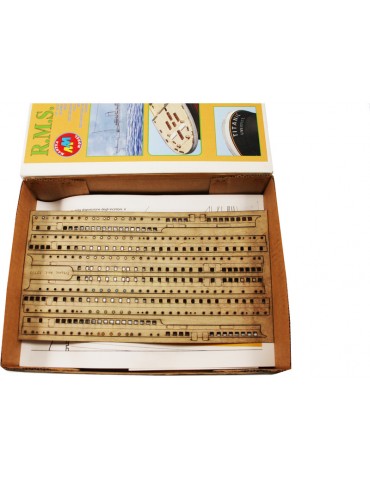 Mantua Model Titanic 1:200 set No.3 kit
